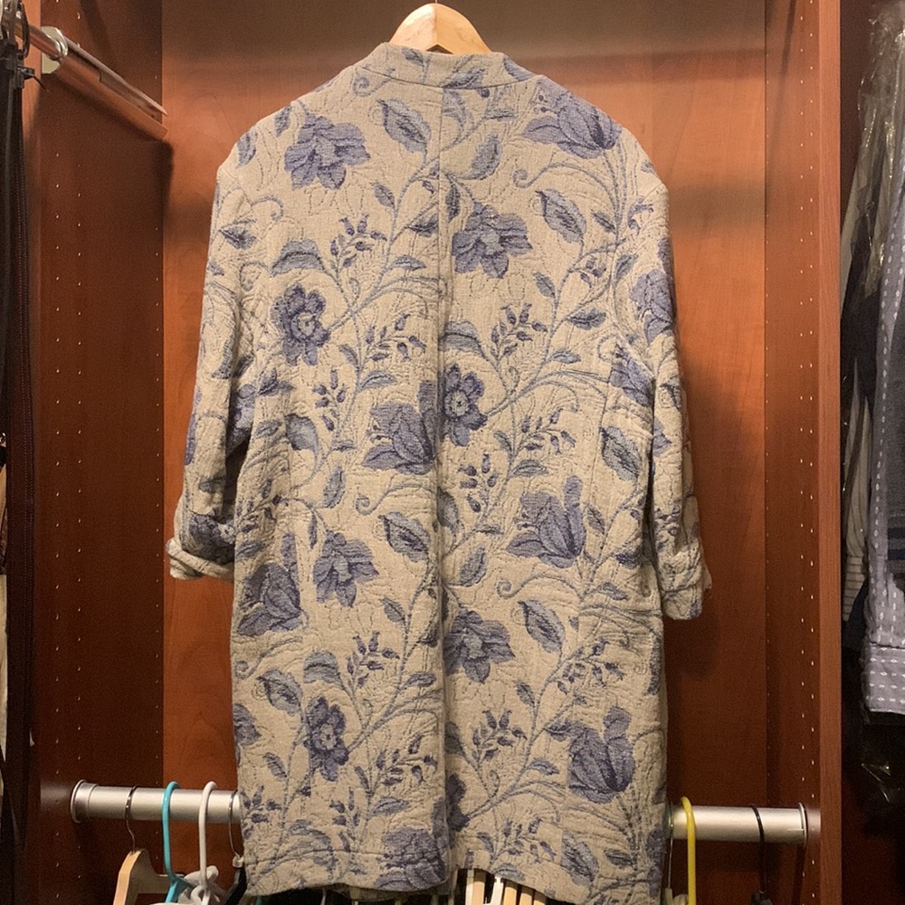 Linen coat - Picture 4 of 4